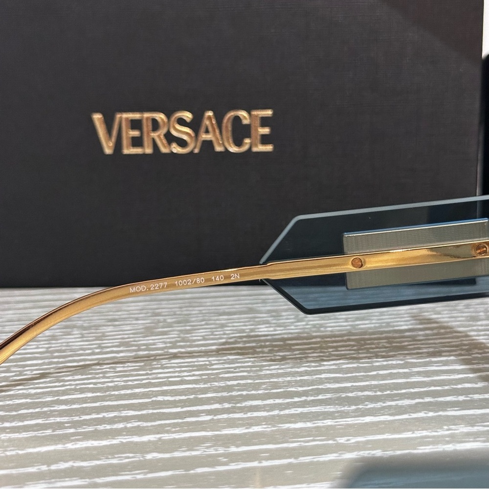 New! Versace Square Blue Shields Sunglasses - Blue - Picture 6 of 11